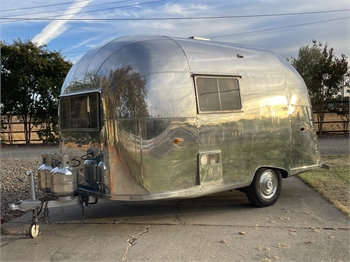 1957 Airstream Bubble