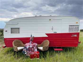 1960 Vintage Shasta Trailer 