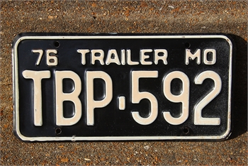 1976 Missouri Trailer License Plate