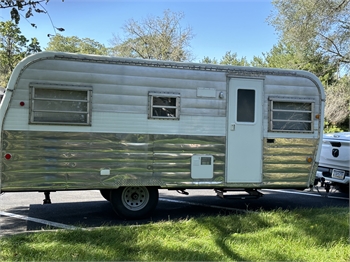 1967 Phoenix "canned Ham" Camper